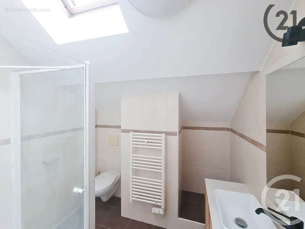 Appartement à BRIE-COMTE-ROBERT