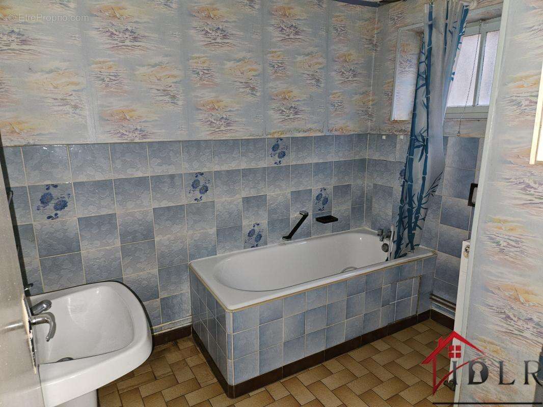 Maison à BROUSSEVAL