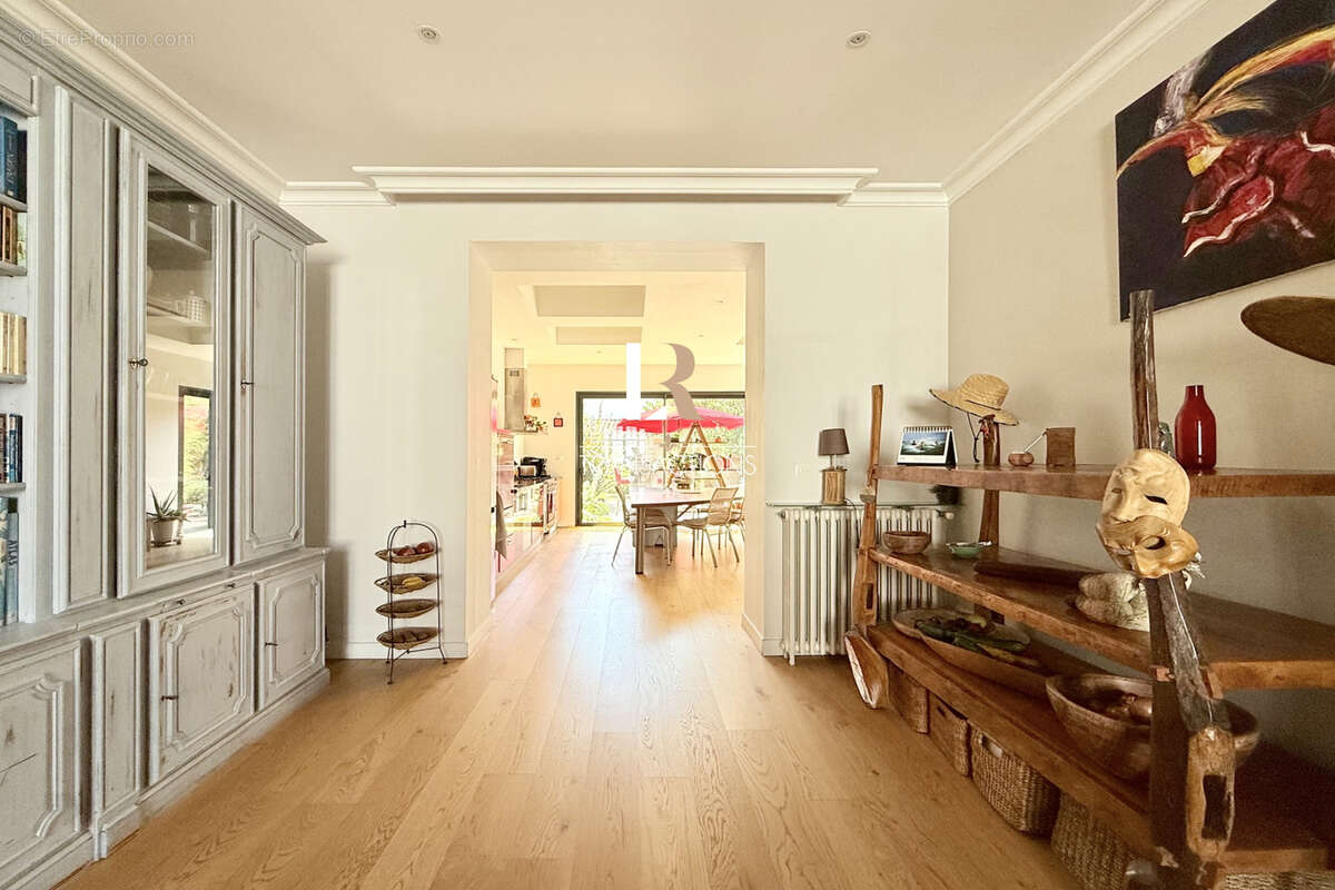 La Trompette - Magnifique maison bourgeoise avec jardin et dépendance - photo 4