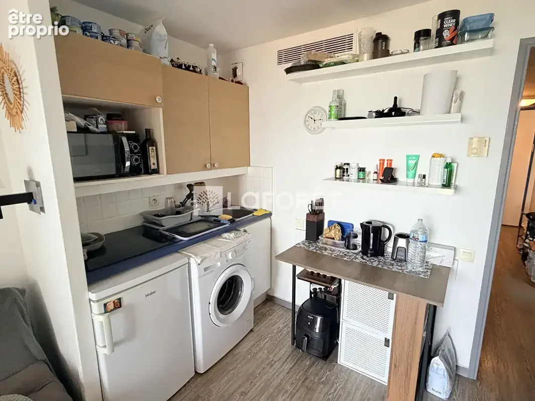 Cannes La Bocca :  appartement 2 pièces 27 m2 avec Terrasse et Parking - photo 6