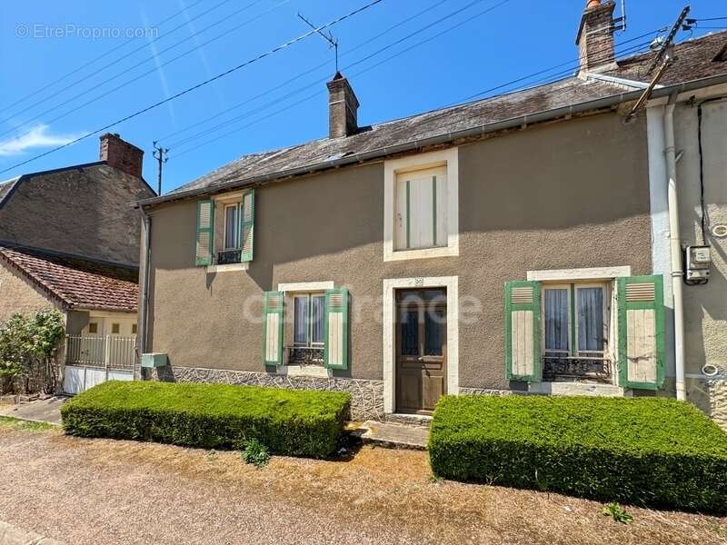 Maison à CHATILLON-EN-BAZOIS
