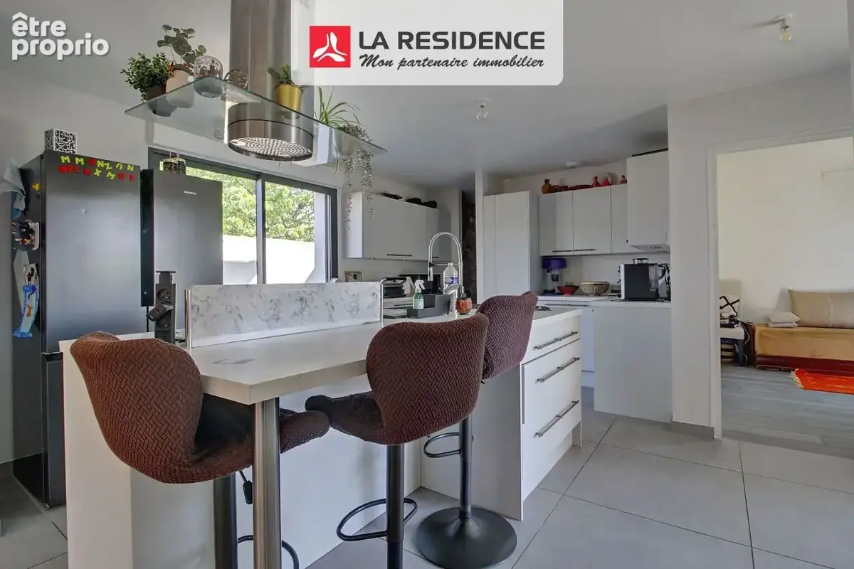 Maison 122 m² à Saint-Etienne-Du-Rouvray  - photo 3