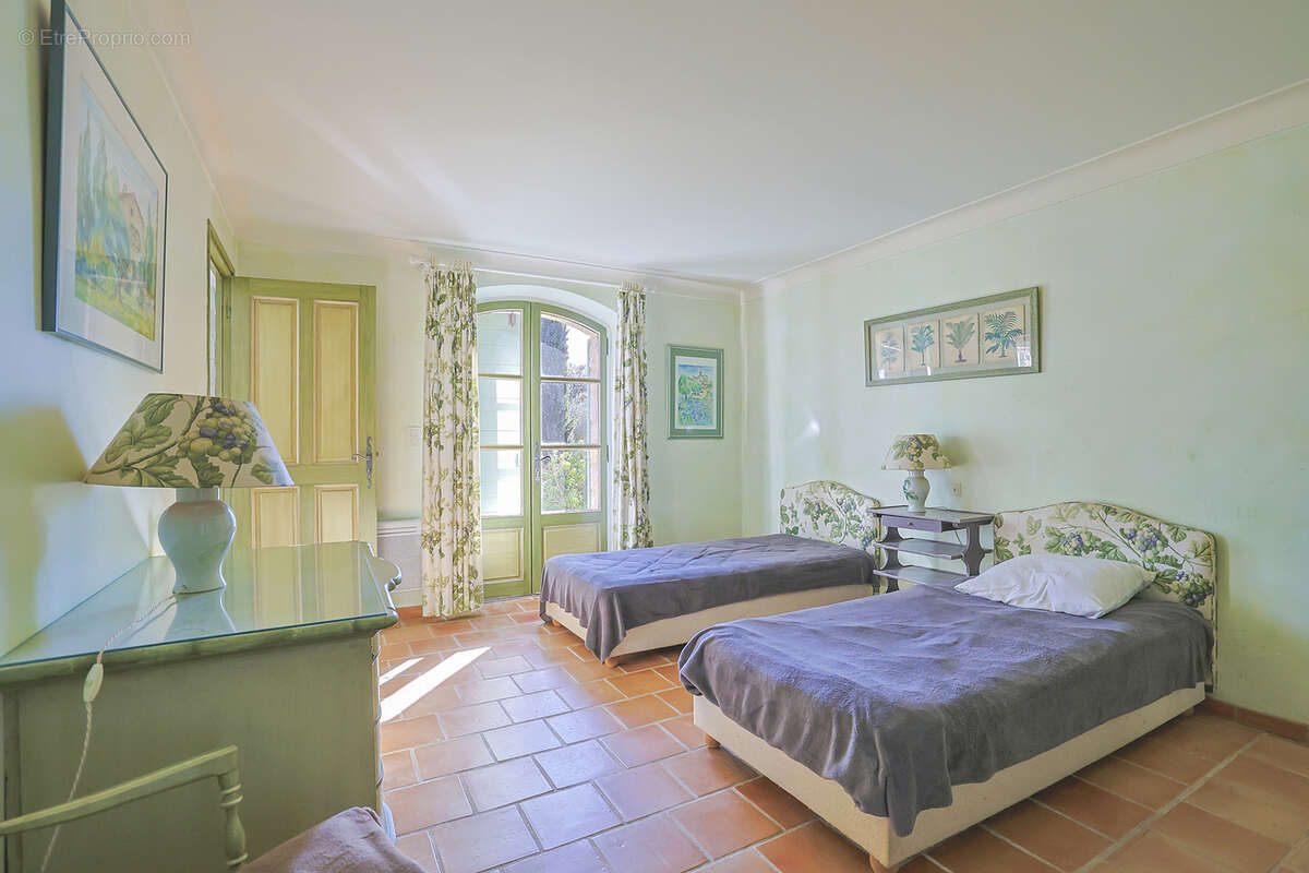 Maison à MOISSAC-BELLEVUE