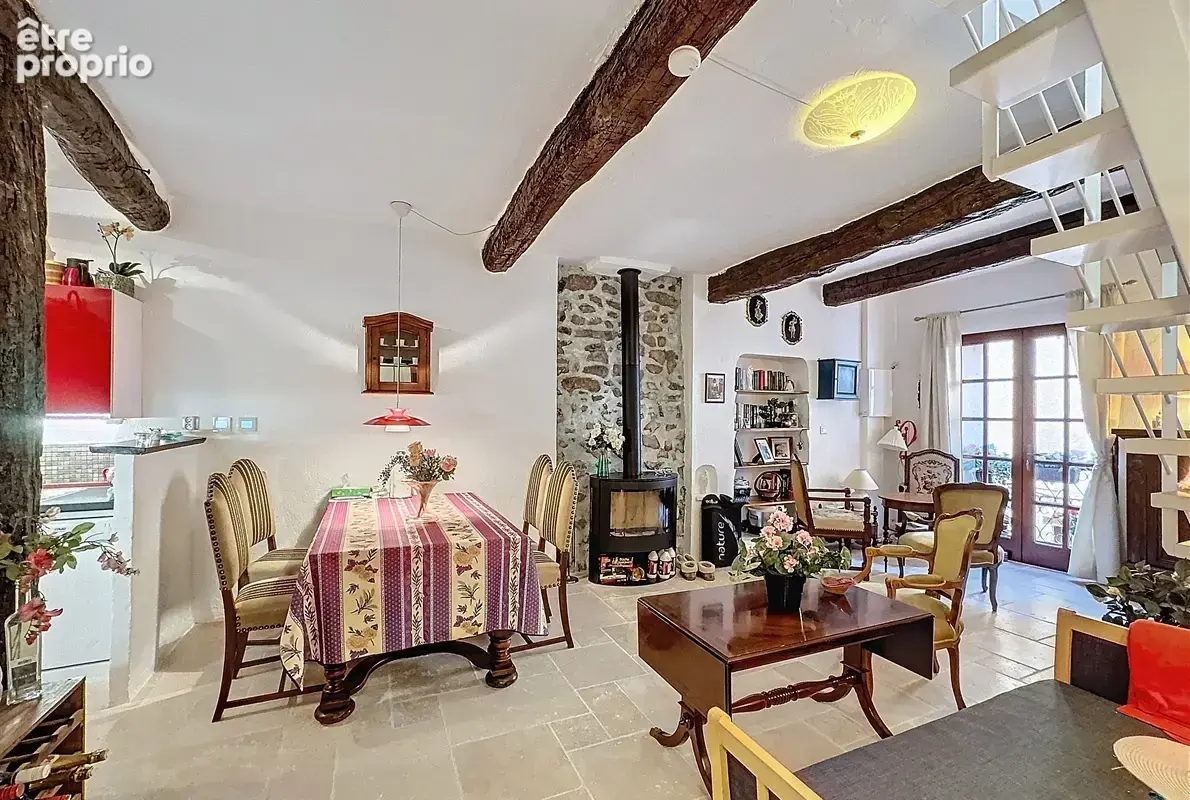 Maison de village de 175m2 avec terrasse. - photo 18
