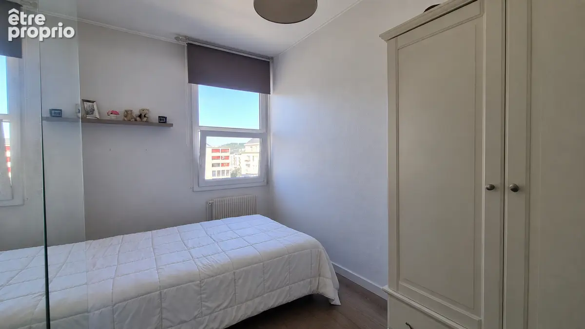 Appartement à vendre - Rouen Centre - 69,52 m² - 2 chambres - 3 balcons - Dernier étage - photo 11