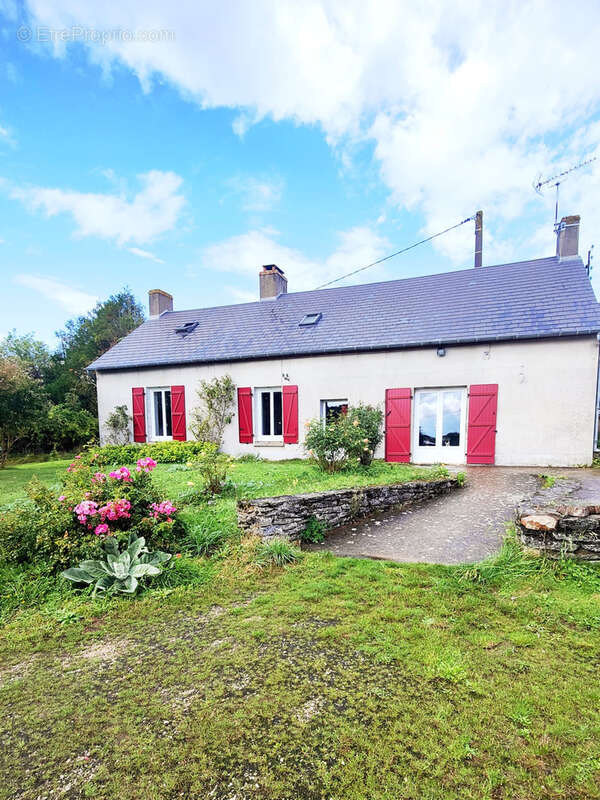 Maison à CRISSE