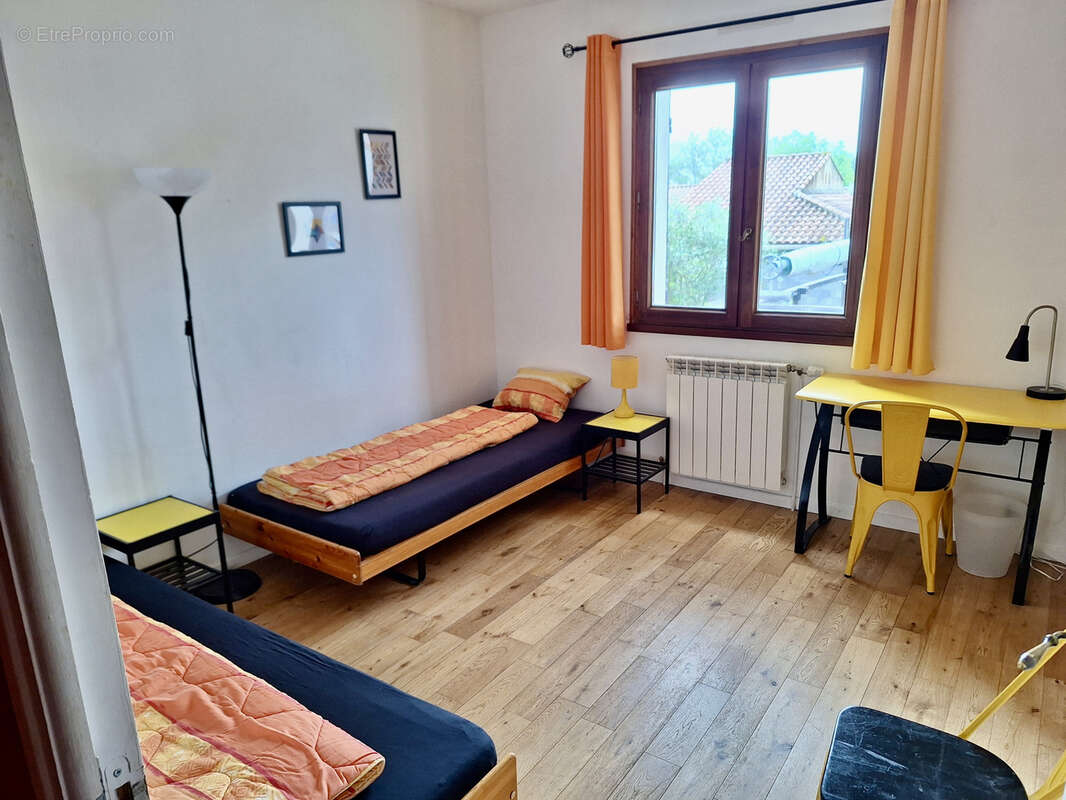 Maison à BAGNOLS-SUR-CEZE