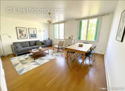 Appartement à SARTROUVILLE