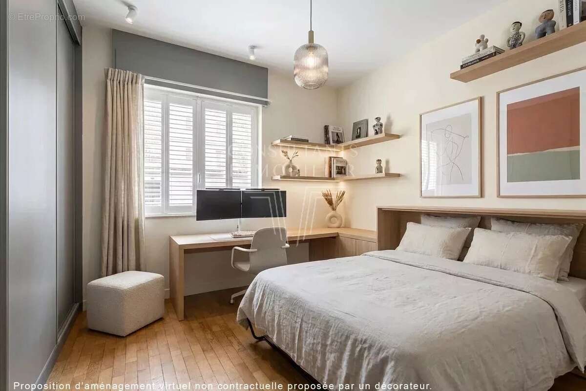 Appartement à NEUILLY-SUR-SEINE