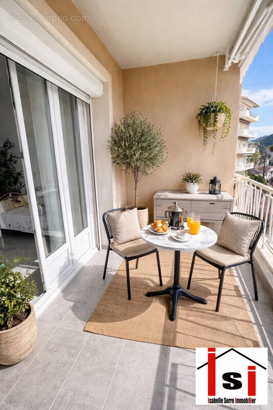 Appartement à NICE