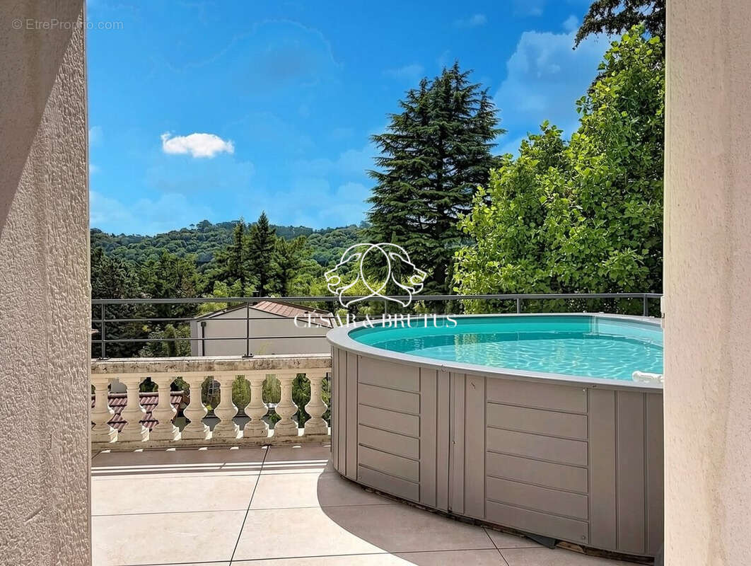 Appartement 86 m² à Collonges-Au-Mont-D'or  - photo 5
