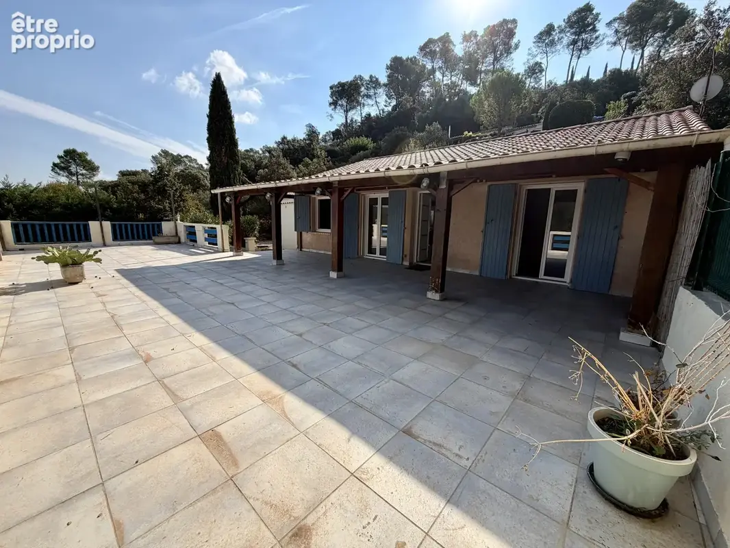 villa de type t6 de 160 m2 - photo 2