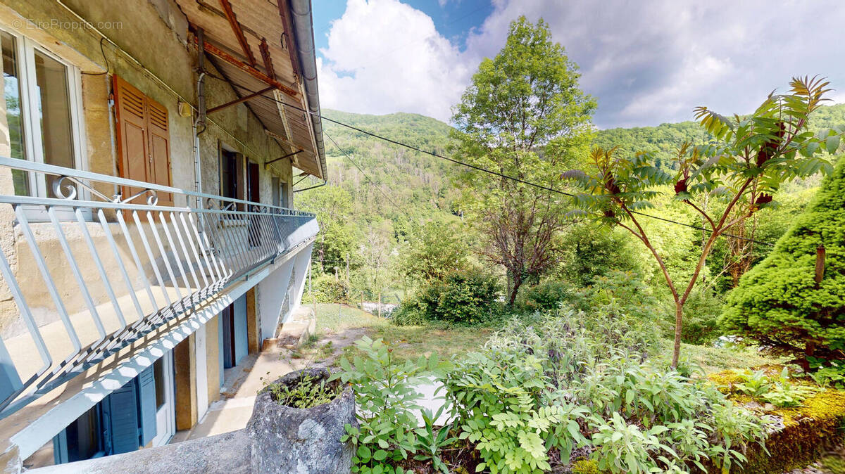 Maison à SAINT-RAMBERT-EN-BUGEY