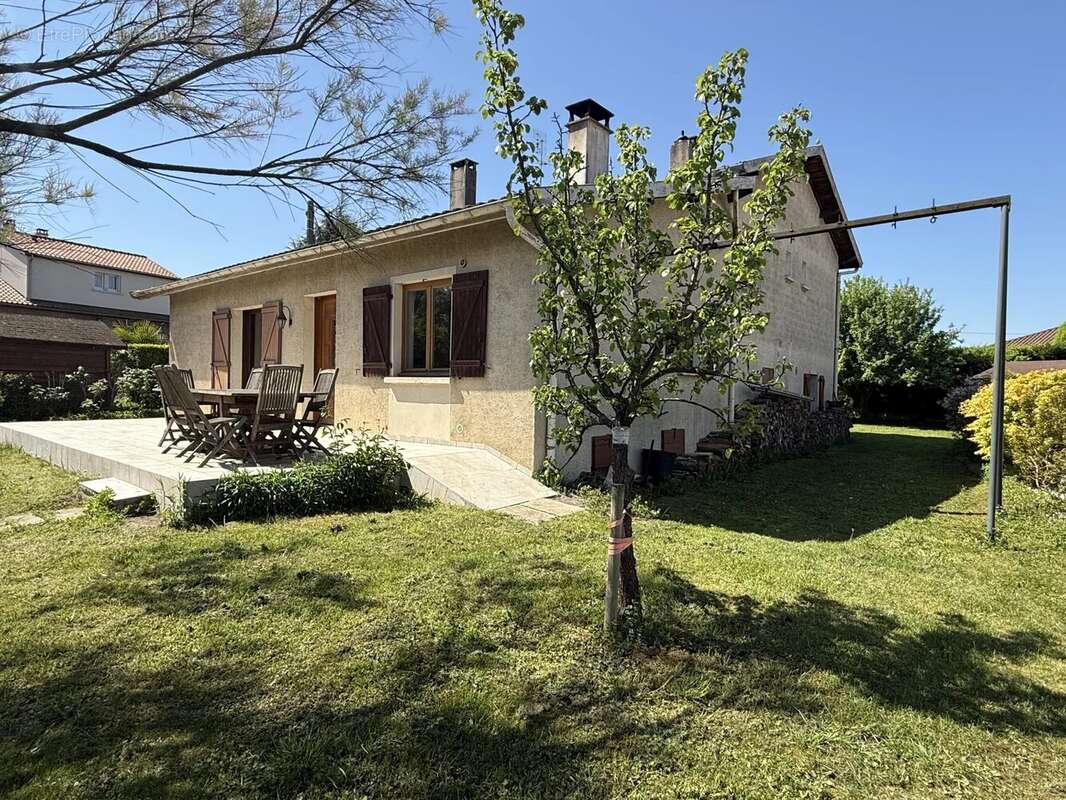 Maison à CORCELLES-EN-BEAUJOLAIS