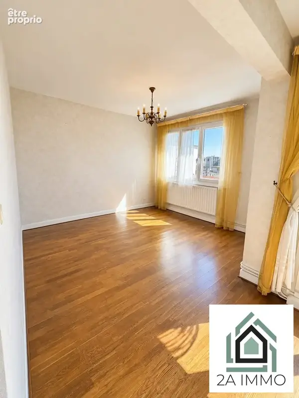 Appartement 4 pièces 91 m² à vendre à Clermont-Ferrand (63100) - photo 2