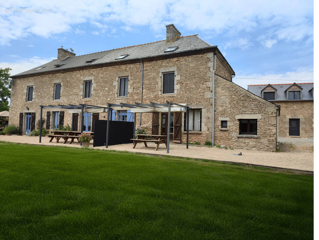 Maison à BRUSVILY