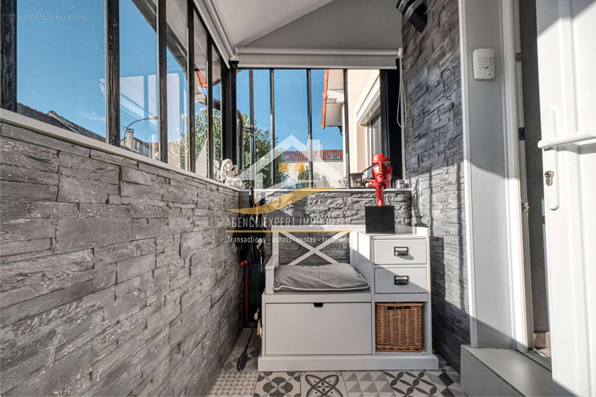 Maison à BALLAINVILLIERS