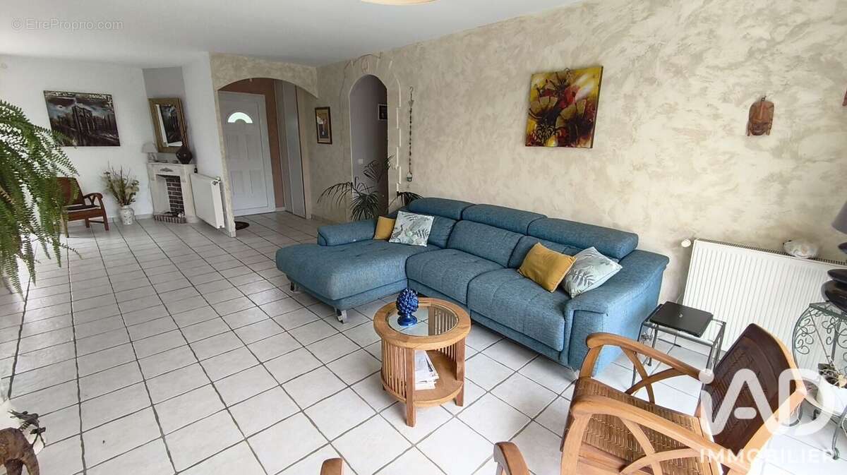 Maison 123 m² à Vineuil  - photo 8