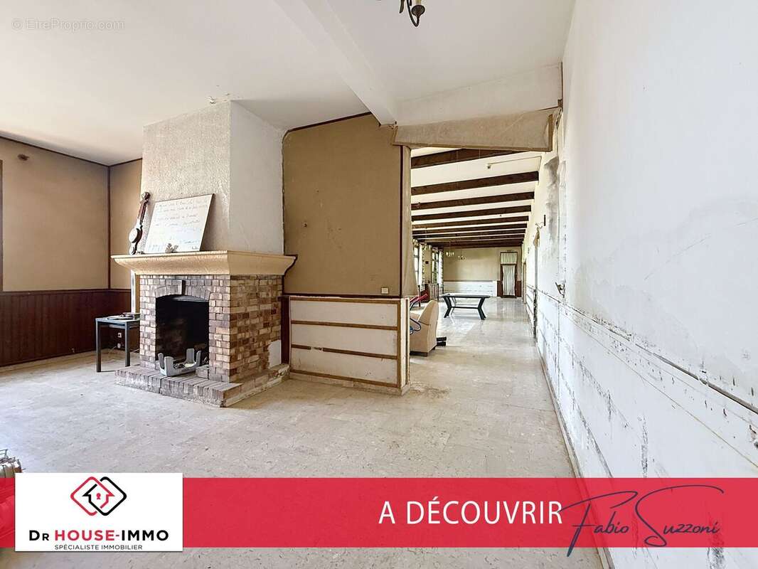 Commerce 1200 m² à Signes  - photo 25