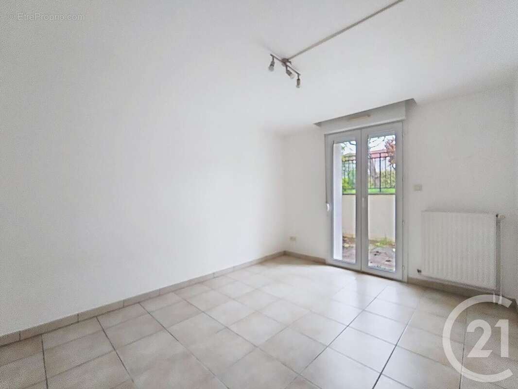 Maison à SAINTE-SAVINE