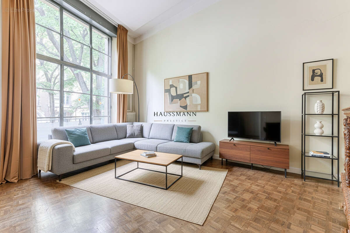 Maison à PARIS-18E