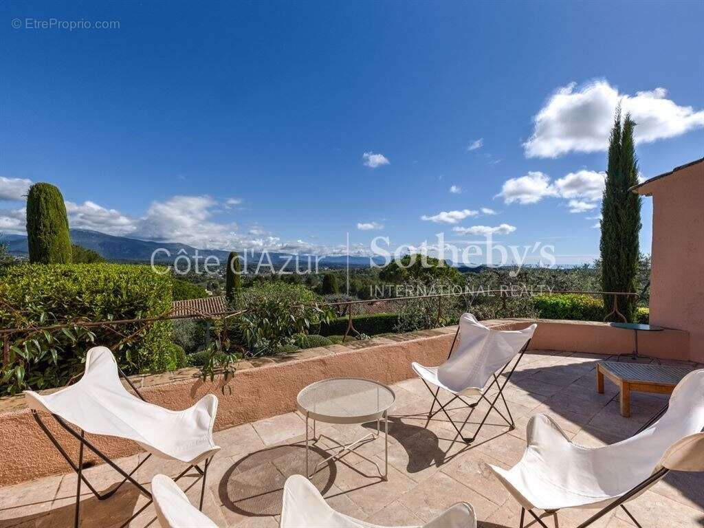 Maison à MOUANS-SARTOUX