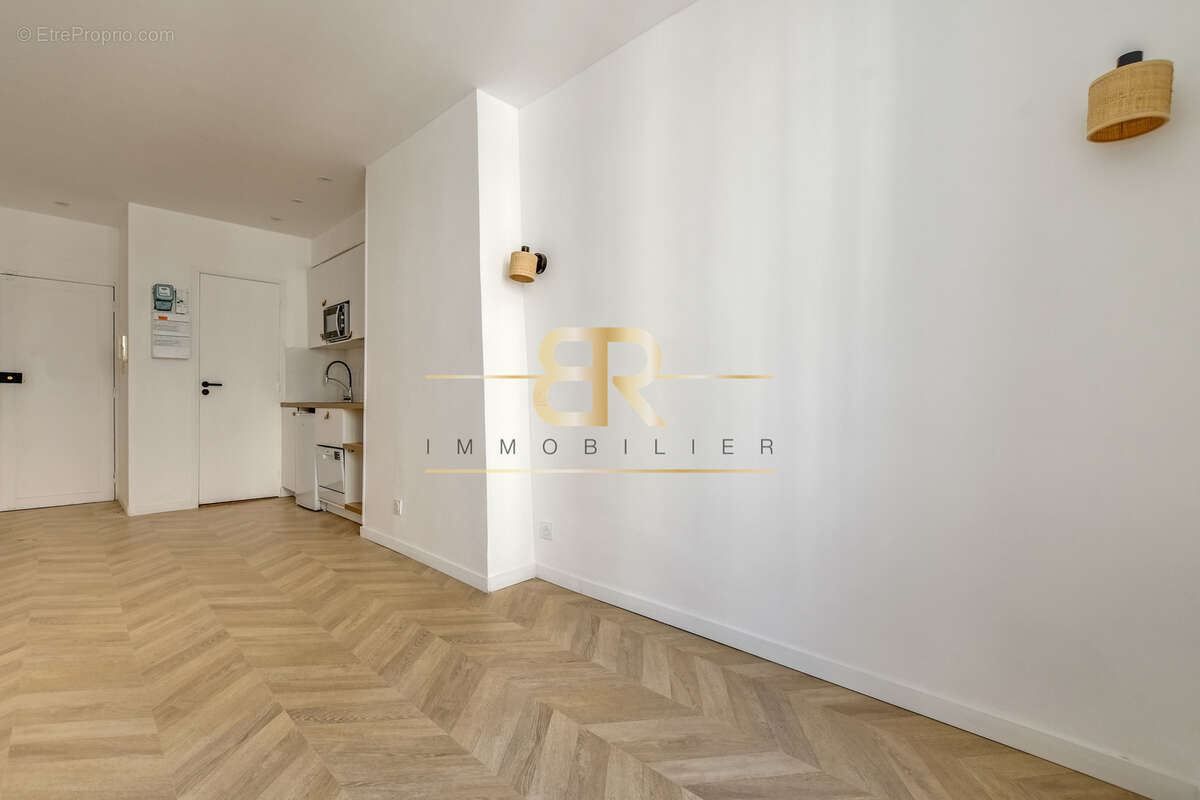 Appartement à PARIS-11E