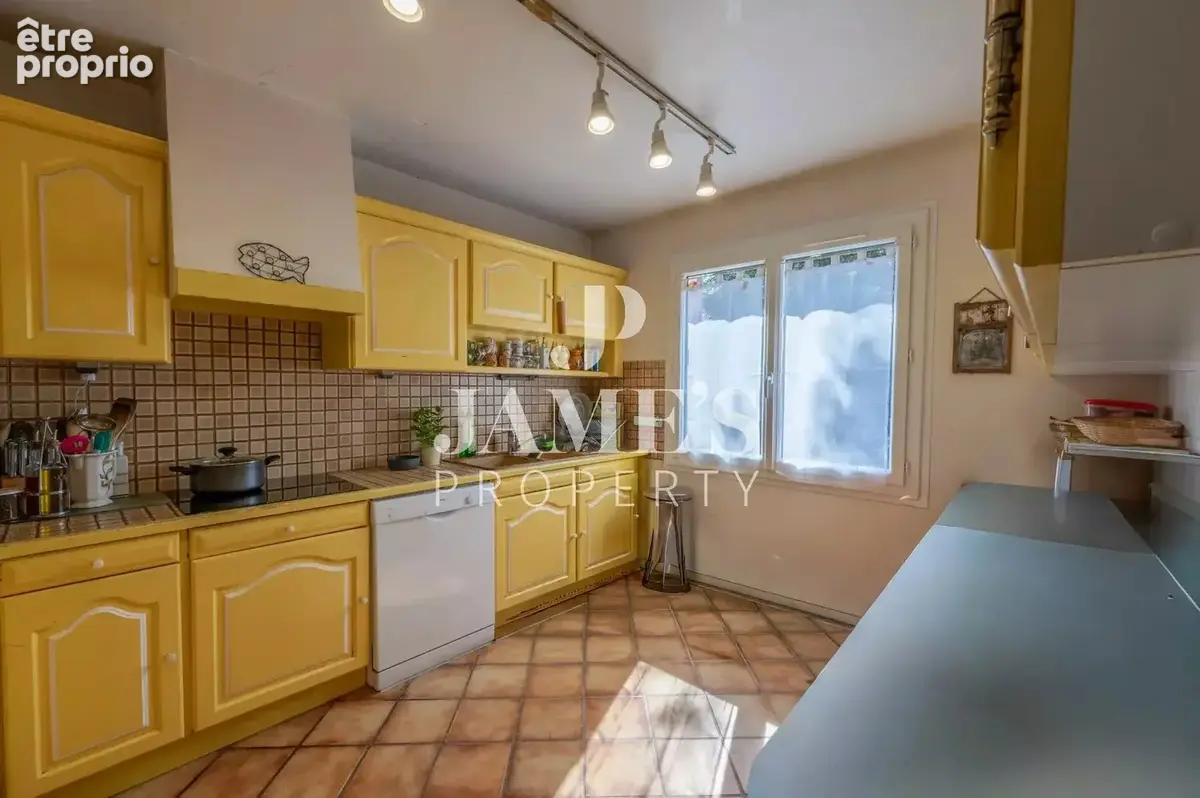 Maison 5 pièces 115 m² à vendre à Saint-Remy-De-Provence (13210) - photo 5