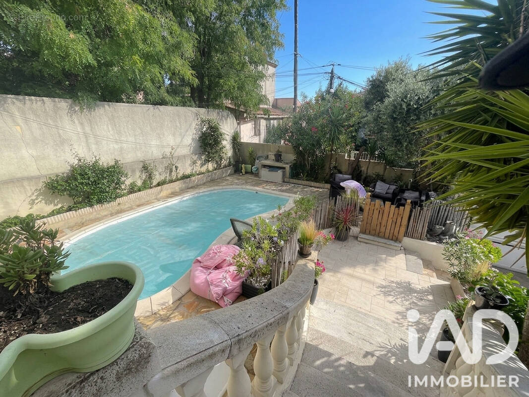 Photo 1 - Maison à MARSEILLE-15E