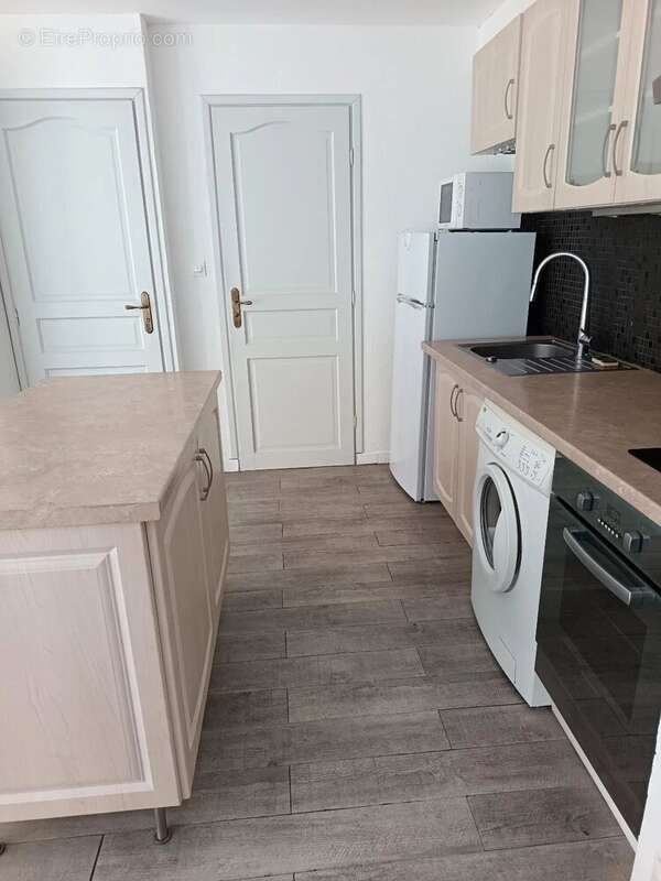 Appartement à SIX-FOURS-LES-PLAGES