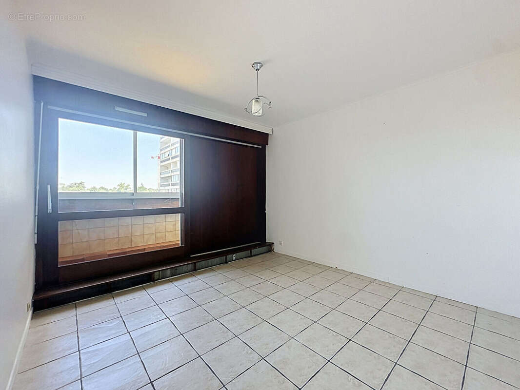 Appartement Rillieux La Pape 6 pièce(s) 132.56m2 - photo 7