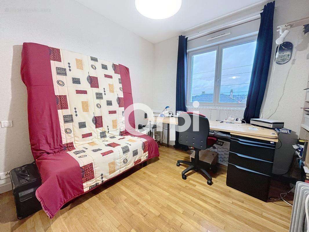 Appartement à BRIVE-LA-GAILLARDE