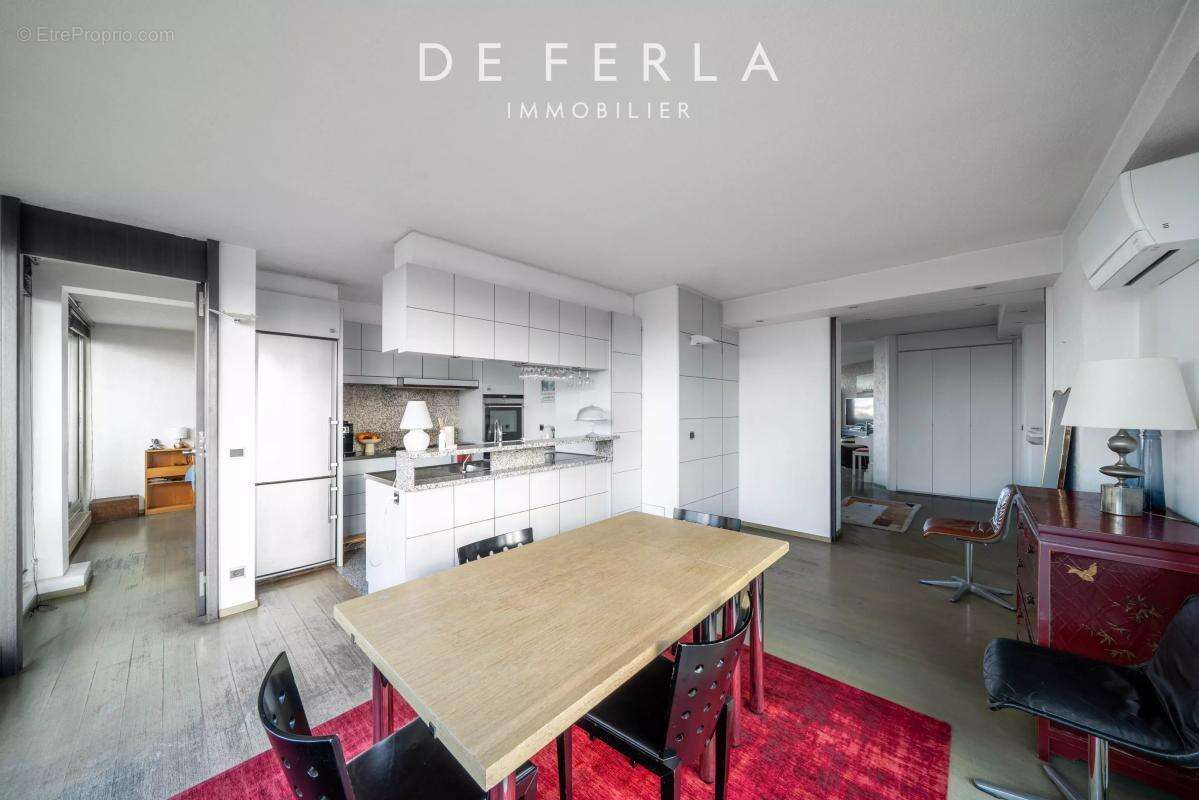 Appartement à PARIS-14E