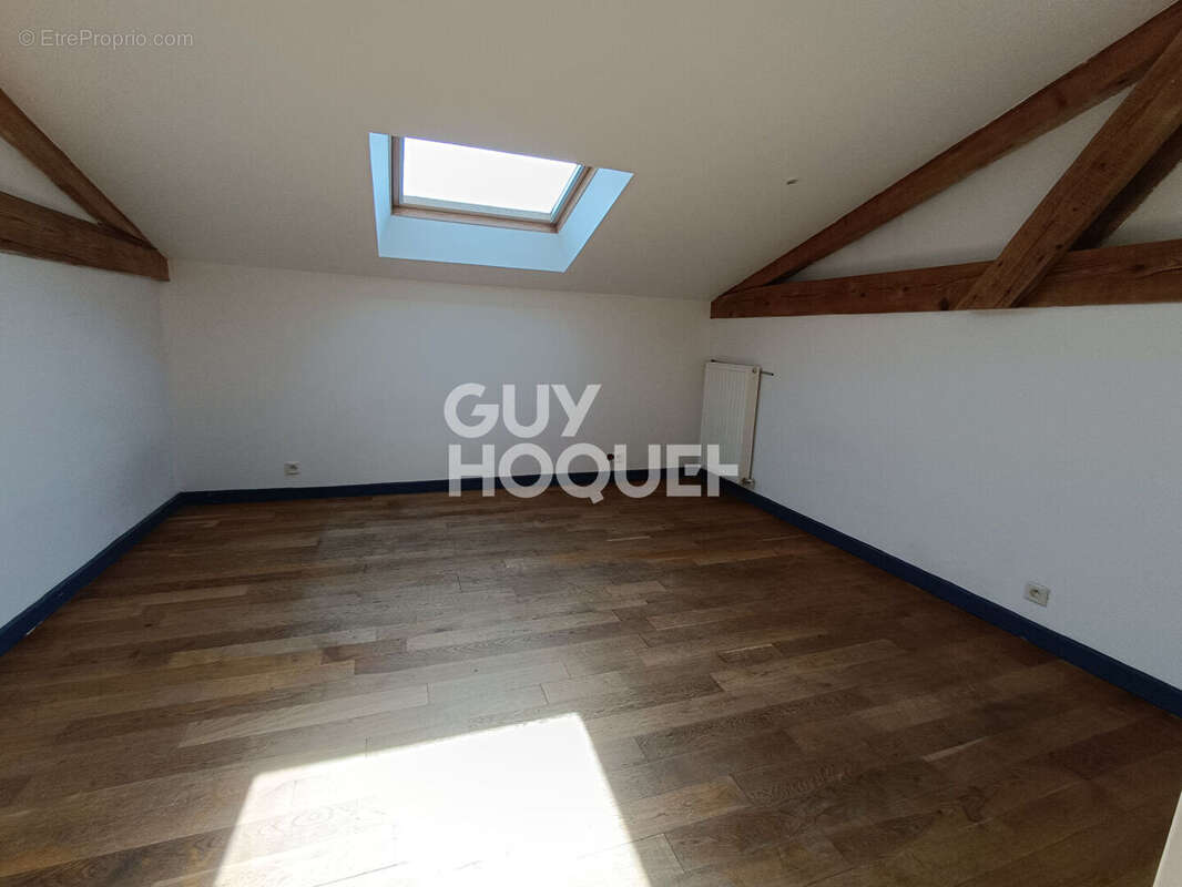 Maison à SAINT-ANDRE-LE-PUY