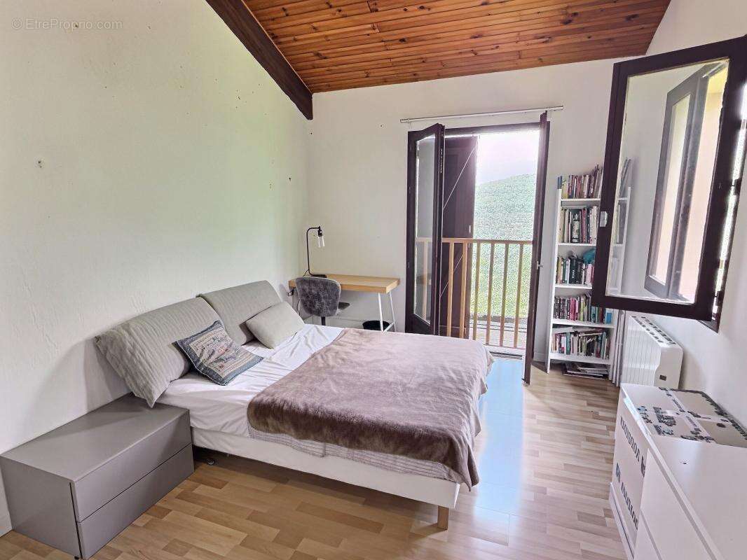 Réajustement du prix …
pour cette Magnifique maison à découvrir, avec investissement locatif très intéressant - photo 9