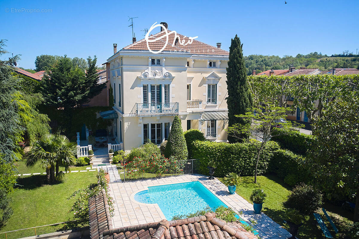 Maison à SAINT-SYMPHORIEN-D'OZON
