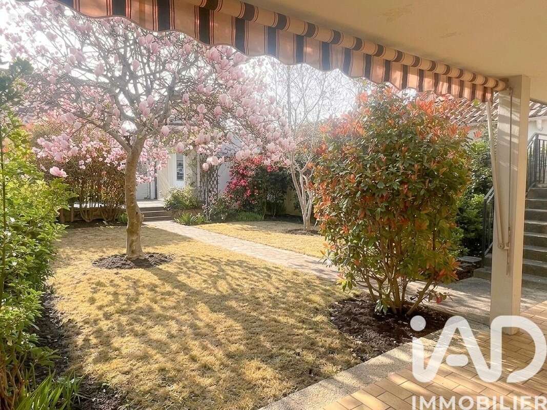 Photo 2 - Maison à MONTGERON