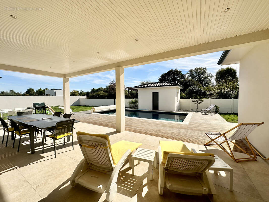 Villa contemporaine de plain-pied avec piscine - photo 11