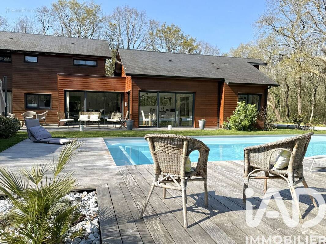 Photo 1 - Maison à HERIC