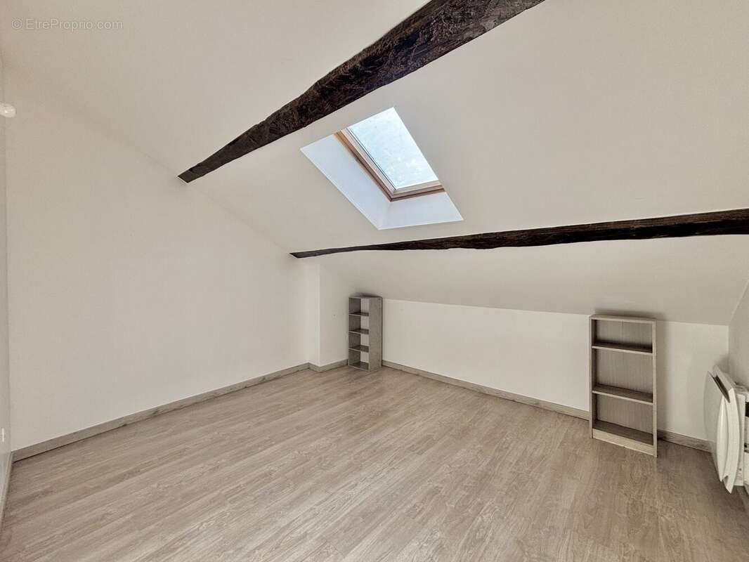 Appartement 68 m² à Pont-De-Cheruy  - photo 6