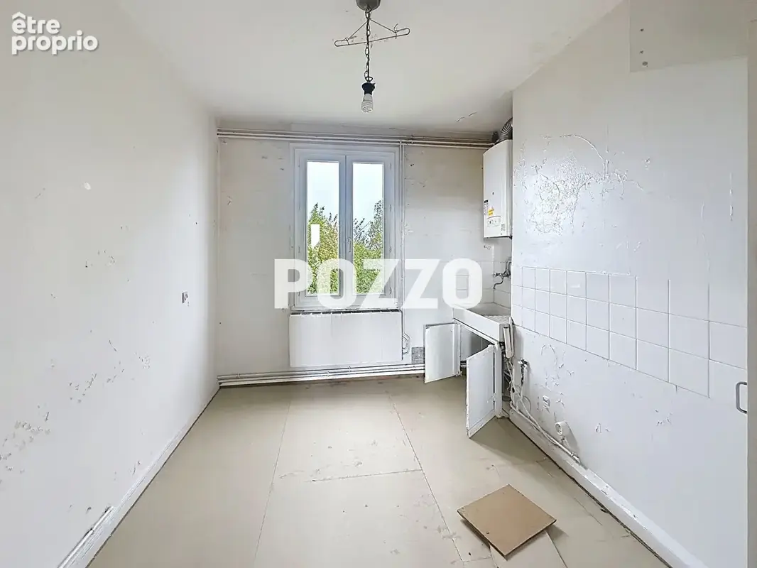 A VENDRE - Avranches CENTRE VILLE - Appartement  et plateau à aménager  - 3 pièce(s) - photo 7