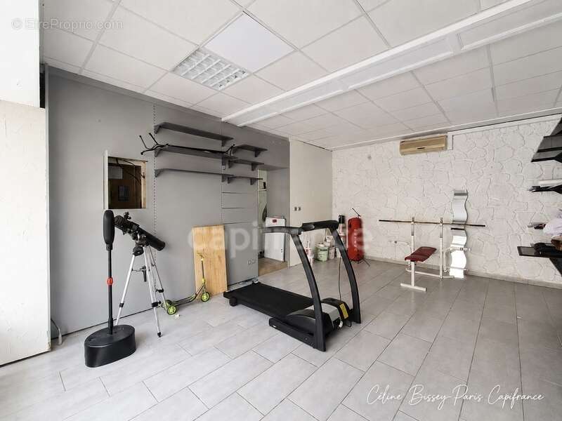 Maison de ville 228M2, 4 chambres, cour et terrasse - photo 7