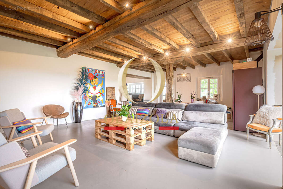 Maison à SAINT-PEE-SUR-NIVELLE