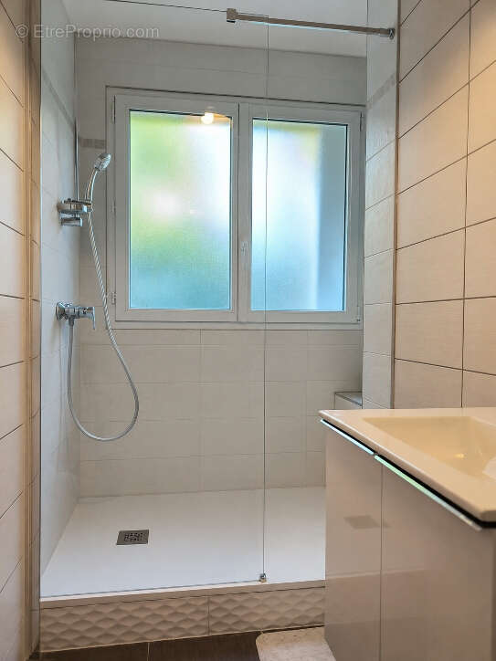 Appartement 56 m² à Bayeux  - photo 5