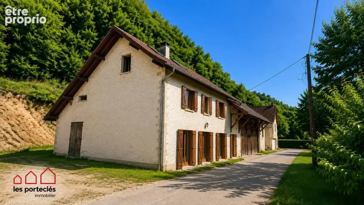 ENTRE-DEUX-GUIERS Jolie Maison Campagnarde de 135m² / 847m² de Terrain - photo 20