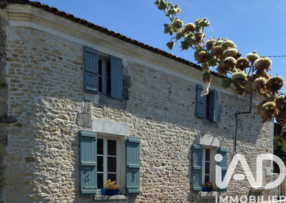 Photo 1 - Maison à GEAY