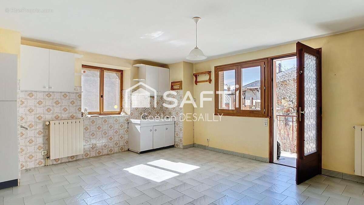 Photo 4 - Maison à LES CHAPELLES