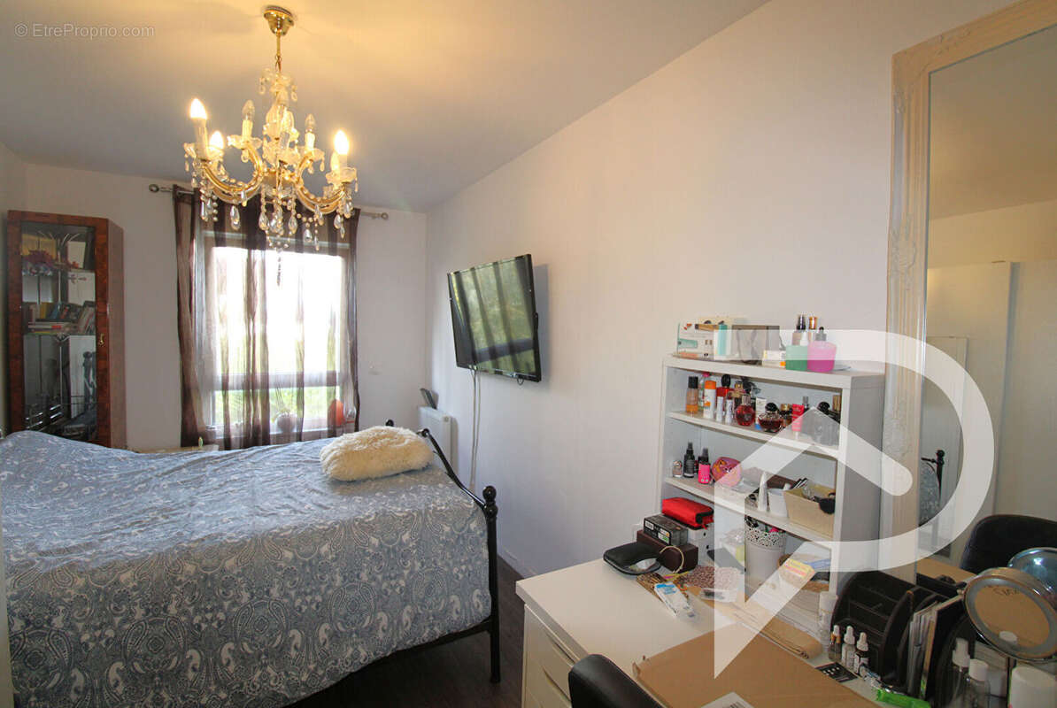 Maison à LACROIX-SAINT-OUEN