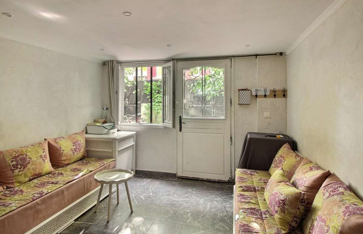 Maison à MONTREUIL