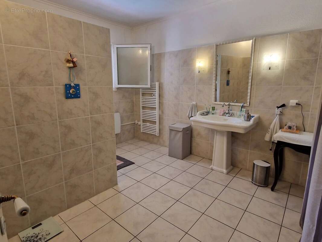 Maison à SAINT-CHRISTOL-LES-ALES